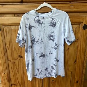 Fabletics Shirt White and Gray Tie Dye Training Day‎ Athletic Men's Size Large